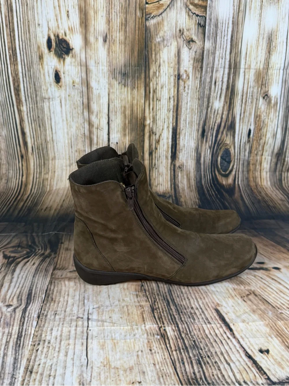 Munro American Nubuck Ankle Boots Womens 8.5 N Olive Brown Double Zip Wedge